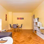 The Cozy 1-bedroom In By Flat Mаnager * 普罗夫迪夫