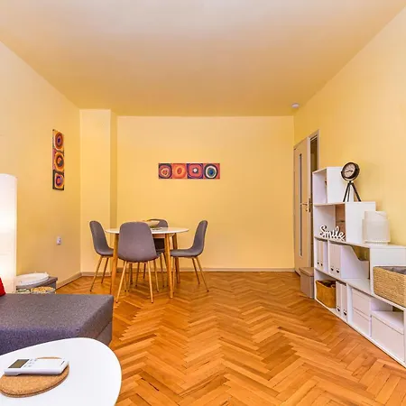 The Cozy 1-bedroom In By Flat Mаnager * Plovdiv